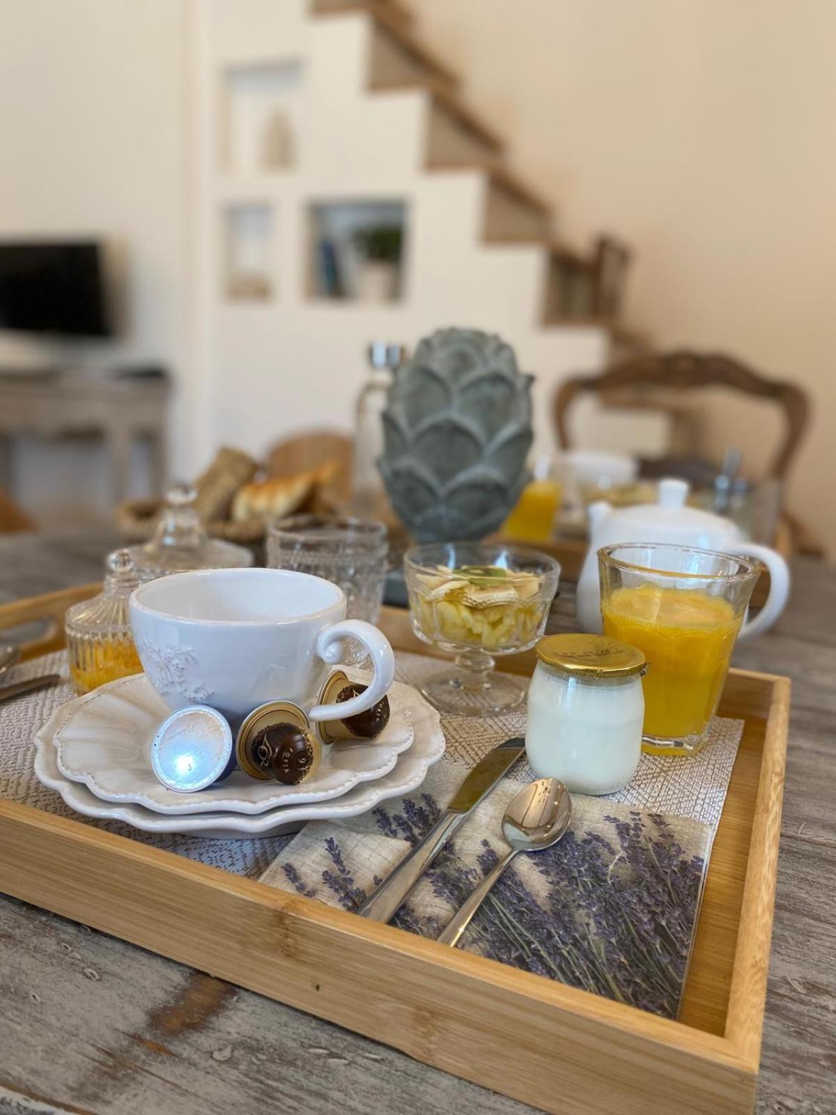Au Temps Pour Vous Hotel Le Castellet  Eksteriør billede